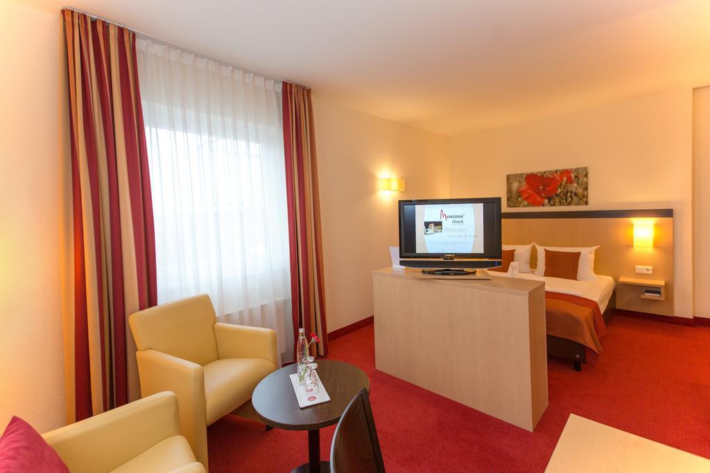 Montana-Hotel Ellwangen Zewnętrze zdjęcie